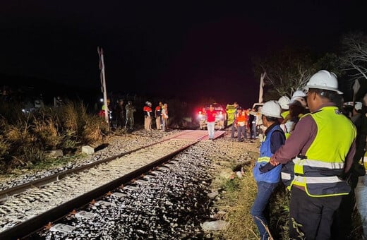 Μεξικό: 13 νεκροί και τουλάχιστον 100 τραυματίες μετά από σιδηροδρομικό δυστύχημα