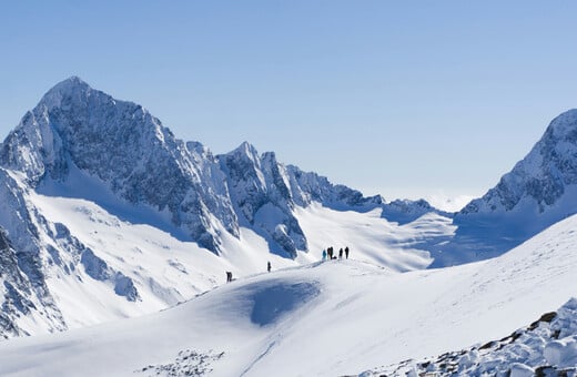 Νεκροί ορειβάτες στα Βαρδούσια: Πιθανολογείται να δημιούργησαν μόνοι τους τη χιονοστιβάδα