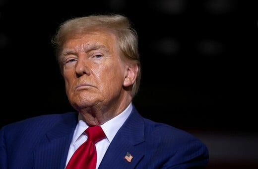 Ο Τραμπ ανακοίνωσε πλήγμα στη Βενεζουέλα: «Χτυπήσαμε εκεί όπου φορτώνονται τα σκάφη»