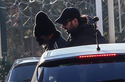 ΚΟΛΩΝΑΚΙ ΔΟΛΟΦΟΝΙΑ ΕΛΕΝΗΣ ΠΑΠΑΔΟΠΟΥΛΟΥ