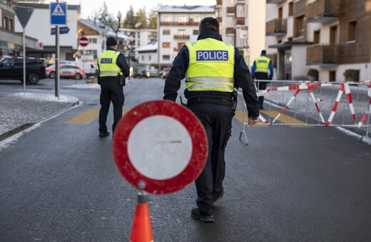 Ελβετία: Η στιγμή που ξεσπά η φωτιά στο μπαρ του Crans-Montana