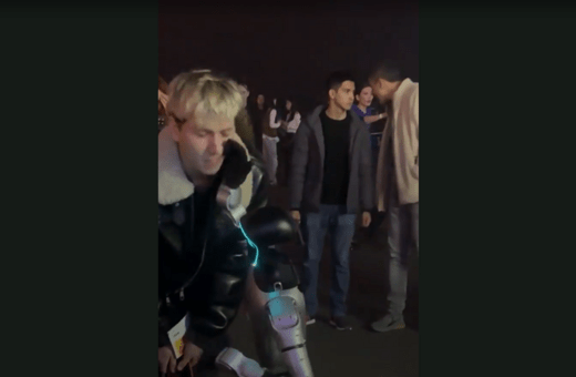 ΡΟΜΠΟΤ ΟΥΖΜΠΕΚΙΣΤΑΝ ΧΑΣΤΟΥΚΙ