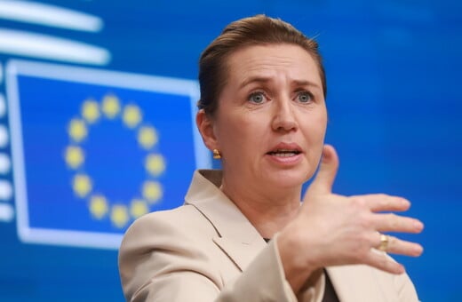 Η προσάρτηση της Γροιλανδίας από τις ΗΠΑ θα σήμαινε το τέλος του ΝΑΤΟ, προειδοποιεί η πρωθυπουργός της Δανίας