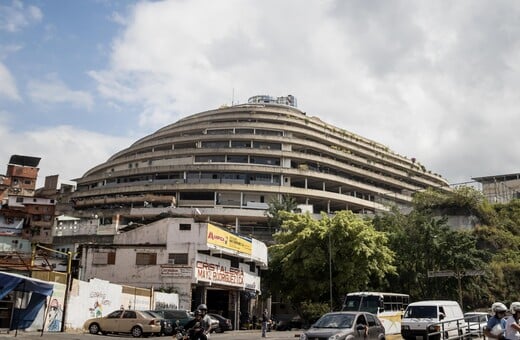 ΒΕΝΕΖΟΥΕΛΑ ΝΙΚΟΛΑΣ ΜΑΔΟΥΡΟ ΠΟΛΙΤΙΚΟΙ ΚΡΑΤΟΥΜΕΝΟΙ