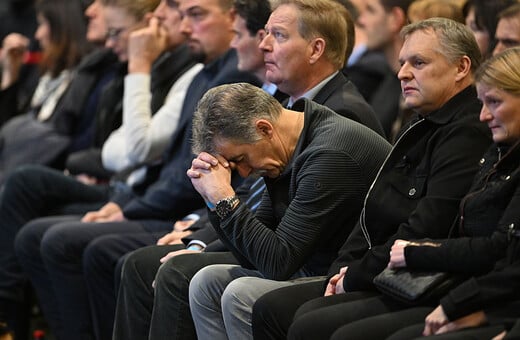 Φωτιά στο Crans-Montana: Η θλίψη μετατρέπεται σε οργή και οι Ελβετοί αμφισβητούν ανοιχτά την κυβέρνηση