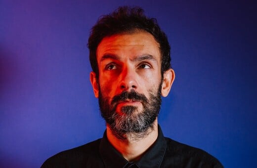 Ένα live οικονομικής ενίσχυσης επιζωσών έμφυλης βίας