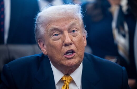 ΗΠΑ: Ο Τραμπ απειλεί να στείλει τις ένοπλες δυνάμεις στη Μινεσότα