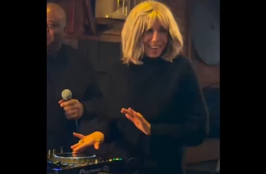 Η Μπριζίτ Μακρόν ανέλαβε τον ρόλο του DJ σε φιλανθρωπική εκδήλωση