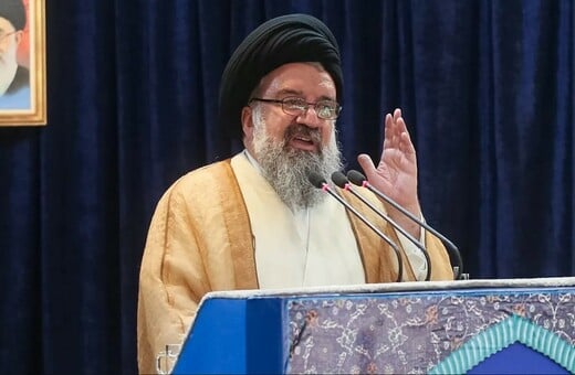 Ιράν: Ανώτερος κληρικός καλεί σε εκτελέσεις διαδηλωτών, αψηφώντας τον Τραμπ