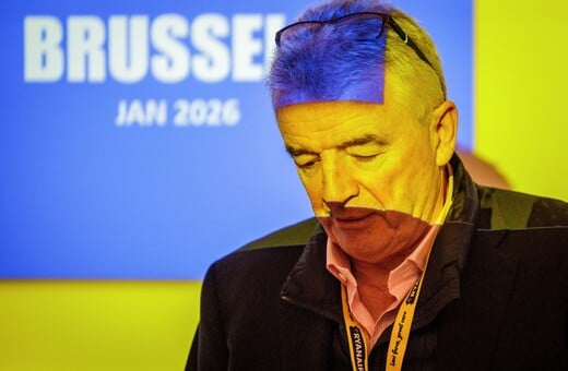 RYANAIR Ο' ΛΙΡΙ ΕΛΟΝ ΜΑΣΚ