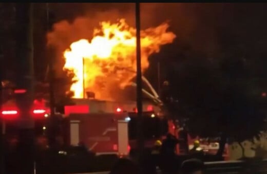 Μεγάλη φωτιά στα Καζάνια στο Πέραμα - Έκαιγε για τέσσερις ώρες