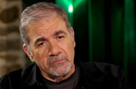 Δημήτρης Σταρόβας: «Ο βιολογικός μου πατέρας παράτησε τη μαμά μου όταν ήταν έγκυος, με μεγάλωσε μόνη της»