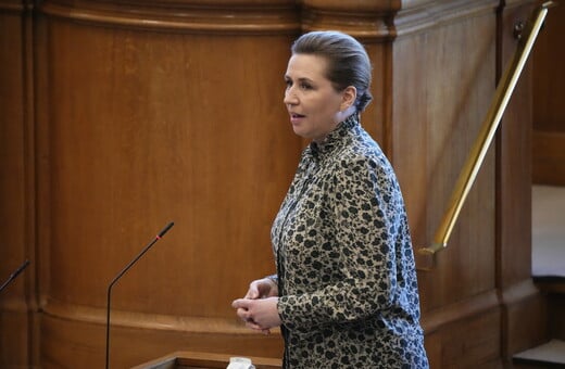 ΔΑΝΙΑ ΓΡΟΙΛΑΝΔΙΑ ΜΕΤΕ ΦΡΕΝΤΕΡΙΚΣΕΝ ΝΤΟΝΑΛΝΤ ΤΡΑΜΠ