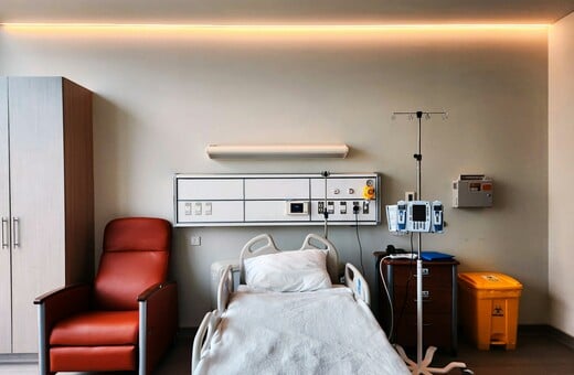 ΜΗΝΙΓΓΙΤΙΔΑ ΓΙΑΤΡΟΣ ΚΡΗΤΗ