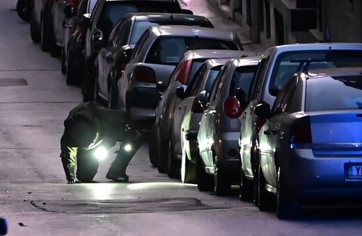 ΤΗΛΕΦΩΝΗΜΑ ΓΙΑ ΒΟΜΒΑ ΜΑΡΟΥΣΙ