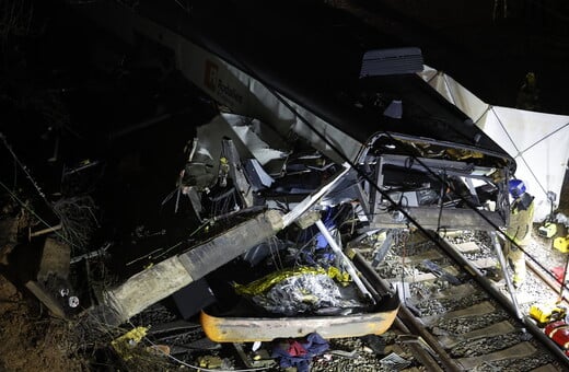 Σιδηροδρομικό δυστύχημα στη Βαρκελώνη: Νεκρός ο οδηγός του τρένου - Τουλάχιστον 37 οι τραυματίες