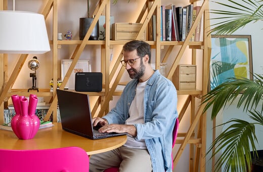 COSMOTE TELEKOM: Ολοκληρωμένη εμπειρία internet στο μεγαλύτερο δίκτυο οπτικών ινών της χώρας