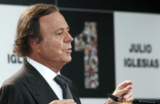 Χούλιο Ιγκλέσιας: Στο αρχείο οι καταγγελίες σε βάρος του για σεξουαλική κακοποίηση