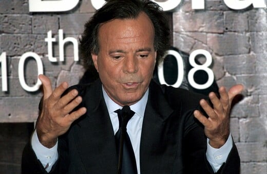 ΧΟΥΛΙΟ ΙΓΚΛΕΣΙΑΣ ΚΑΤΑΓΓΕΛΙΕΣ ΣΕΞΟΥΑΛΙΚΗ ΚΑΚΟΠΟΙΗΣΗ