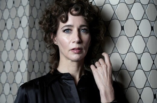 Η μανία των γυναικών με τη Μιράντα Τζουλάι