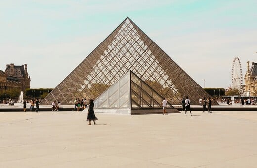 ΛΟΥΒΡΟ ΛΗΣΤΕΙΑ ΜΟΥΣΕΙΟ ΓΑΛΛΙΑ