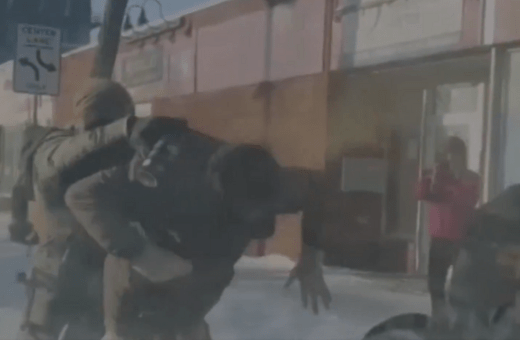 Μινεάπολη: Νέο βίντεο από τη δολοφονία του Άλεξ Πρέτι 