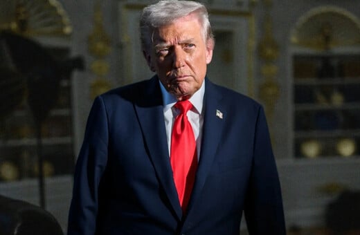 Εν πλω προς τον Περσικό Κόλπο αμερικανικά πολεμικά – Το Ιράν δηλώνει έτοιμο για «ολοκληρωτικό πόλεμο»