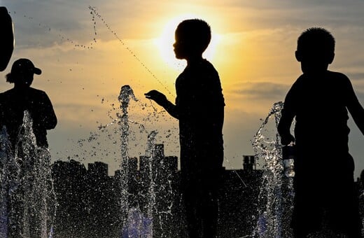 ΖΕΣΤΗ ΚΛΙΜΑΤΙΚΗ ΑΛΑΛΓΗ ΜΕΛΕΤΗ