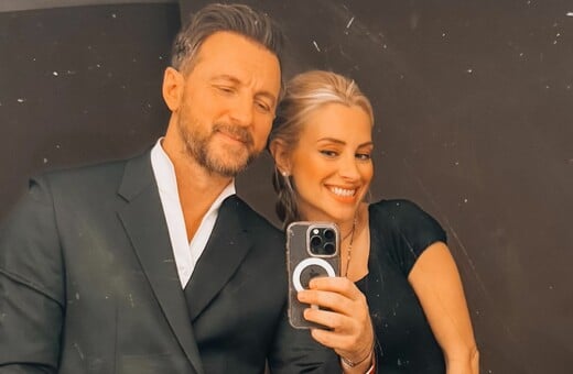 ΚΩΣΤΑΣ ΚΑΡΑΦΩΤΗΣ ΠΑΙΔΙ ΚΑΤΙΑ ΜΑΝΟΥ