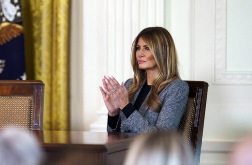 ΜΕΛΑΝΙΑ ΤΡΑΜΠ ΜΙΝΕΣΟΤΑ ΜΙΝΕΑΠΟΛΗ