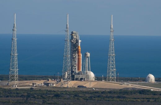 NASA: Αναβάλλει την πρώτη επανδρωμένη αποστολή Artemis προς τη Σελήνη λόγω ακραίου ψύχους στον χώρο εκτόξευσης