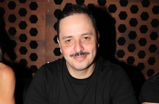 ΑΛΕΞΑΝΔΡΟΣ ΤΣΟΥΒΕΛΑΣ ΠΟΛΙΤΙΚΗ