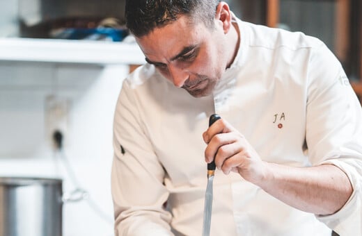 Tι έκαναν τρεις σεφ με αστέρι Μισελέν σε ένα χωριουδάκι στον Αλίκαμπο Χανίων;