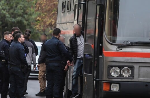 ΑΣΤΥΝΟΜΙΚΟΣ ΒΟΥΛΗΣ ΔΙΚΗ ΚΑΚΟΠΟΙΗΣΗ ΑΝΗΛΙΚΩΝ