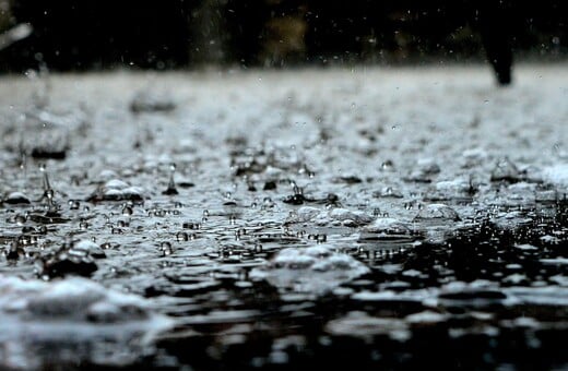 Καιρός: Εν αναμονή δύο διαδοχικών διαταραχών - Καταιγίδες, λασποβροχές και αφρικανική σκόνη