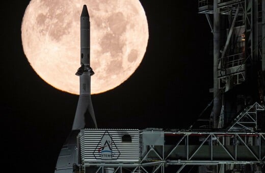 NASA ΕΚΤΟΞΕΥΣΗ ΑΝΑΒΟΛΗ ΣΕΛΗΝΗ
