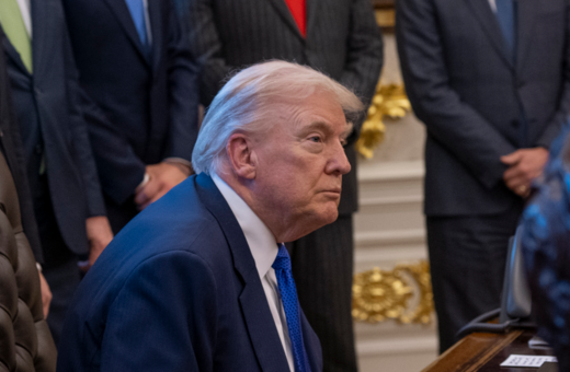 Ο Τραμπ λέει ότι ο Πρέτι και η Γκουντ «δεν ήταν άγγελοι», ενώ αφήνει να εννοηθεί μια «πιο ήπια προσέγγιση» στο μεταναστευτικό