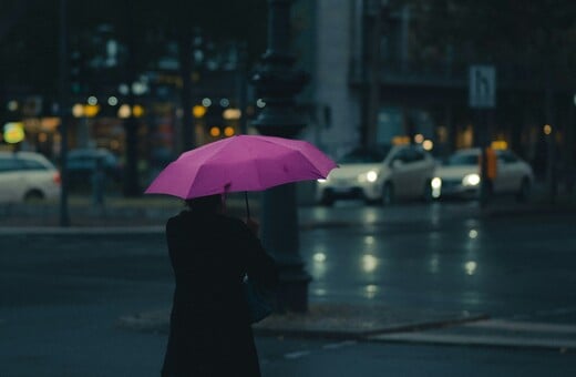 Καιρός: Με βροχές και πτώση θερμοκρασίας ξεκινά η εβδομάδα - Η πρόγνωση για την Τσικνοπέμπτη 