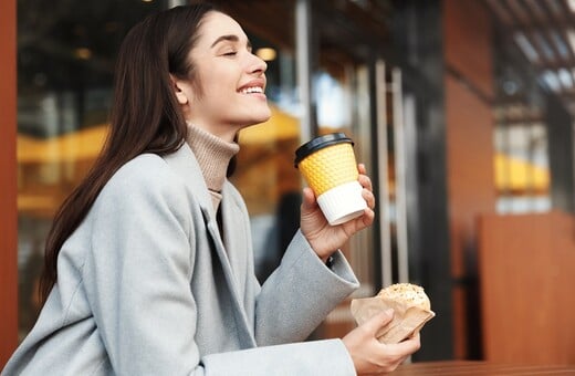 Coffee Berry: Η πρώτη αλυσίδα καφέ στην Ελλάδα με πλήρως ενσωματωμένες επιλογές χωρίς γλουτένη