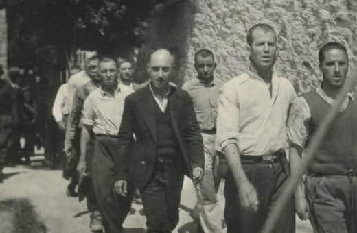 Ο Μενέλαος Χαραλαμπίδης για τις φωτογραφίες από την εκτέλεση στο Σκοπευτήριο της Καισαριανής