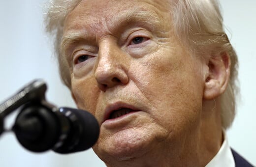 ΤΡΑΜΠ ΕΥΡΩΠΗ ΗΠΑ ΔΗΜΟΚΡΑΤΙΚΟΙ ΡΕΠΟΥΜΠΛΙΚΑΝΟΙ