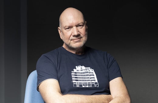 Στάθης Καλύβας: «Όταν τελειώσεις το σχολείο, το μόνο που θες είναι να το ξεχάσεις»