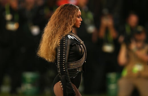 ΘΕΩΡΙΕΣ ΣΥΝΩΜΟΣΙΑΣ BEYONCE KURT COBAIN