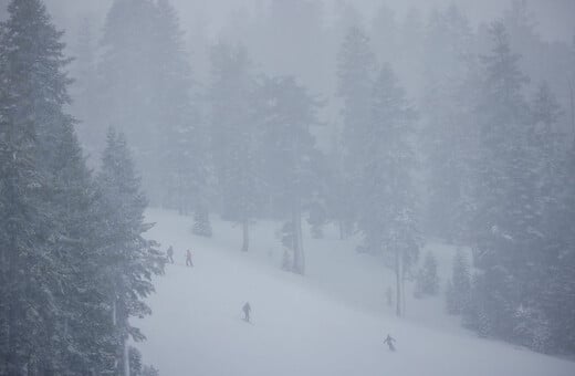 ΚΑΛΙΦΟΡΝΙΑ ΣΚΙΕΡ ΝΕΚΡΟΙ ΧΙΟΝΟΣΤΙΒΑΔΑ