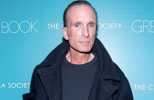 ΠΙΤΕΡ ΓΚΡΙΝ ΗΘΟΠΟΙΟΣ ΘΑΝΑΤΟΣ