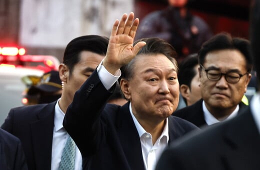 ΝΟΤΙΑ ΚΟΡΕΑ ΚΑΤΑΔΙΚΗ ΙΣΟΒΙΑ ΚΑΘΕΙΡΞΗ ΠΡΩΗΝ ΠΡΟΕΔΡΟΣ