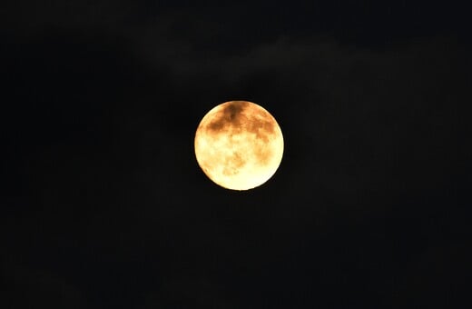 ΣΕΛΗΝΗ ΦΕΓΓΑΡΙ ΟΛΙΚΗ ΕΚΛΕΙΨΗ ΣΕΛΗΝΗΣ