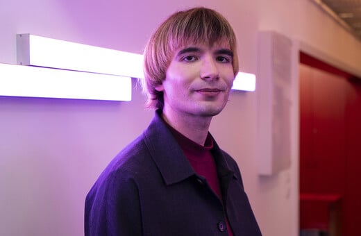 Ευάρεστος Πιμπλής: «Το να σε λέει “τέρας” ένας Πρόεδρος είναι τρομακτικό»