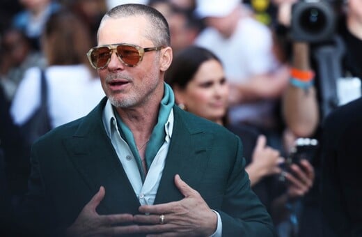 ΜΠΡΑΝΤ ΠΙΤ ΕΛΛΑΔΑ ΕΦΤΑΣΕ ΥΔΡΑ