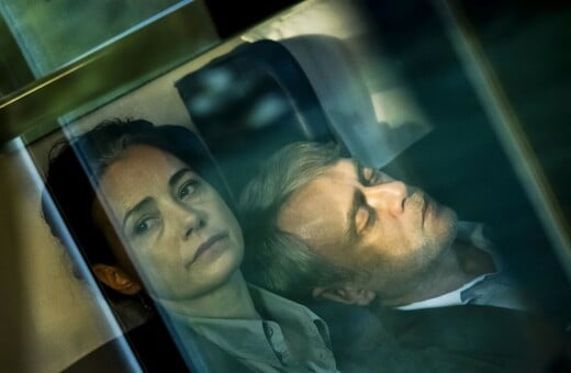 BERLINALE ΧΡΥΣΗ ΑΡΚΤΟΣ ΚΙΤΡΙΝΑ ΓΡΑΜΜΑΤΑ